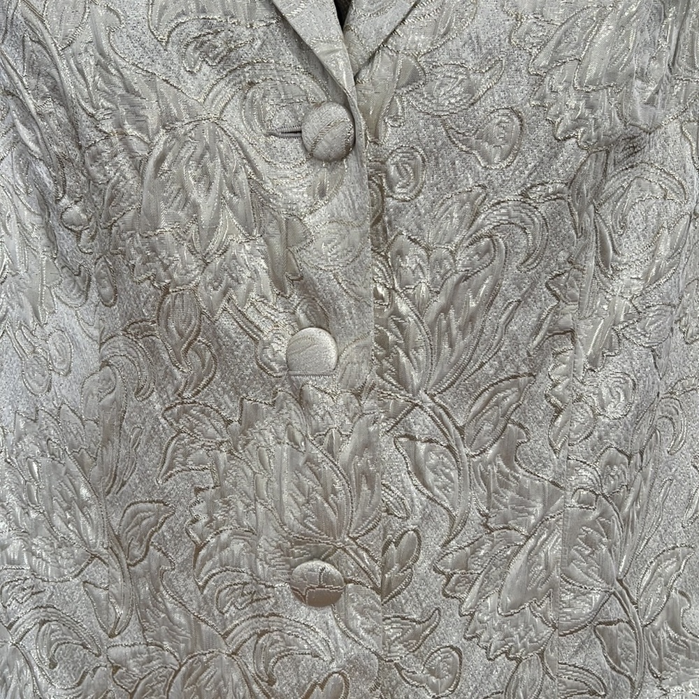 Gold jacket - Picture 2 of 5